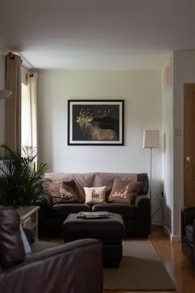 Apart Daire, 2 Yatak Odası, Avlu (Laurel Apartment)