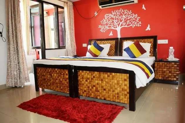 Deluxe Tek Büyük Yataklı Oda, Birden Çok Yatak, Balkon