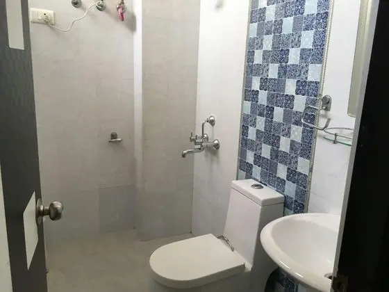 Deluxe Tek Büyük Yataklı Oda, Birden Çok Yatak, Balkon