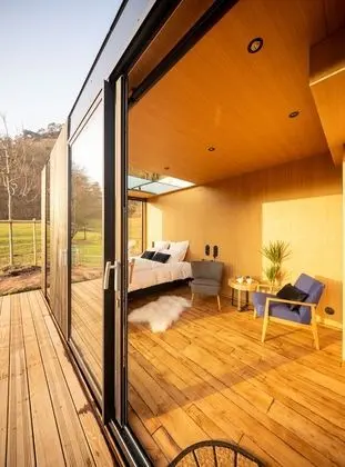 Tek Büyük Yataklı Oda (Lynx / Lievre)