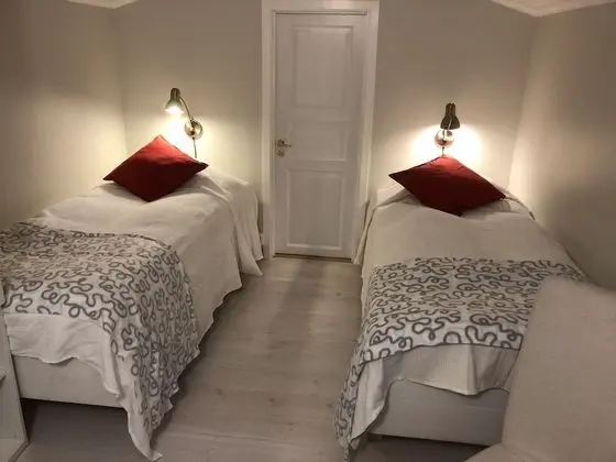 Kulübe, Küçük Mutfak, Göl Manzaralı