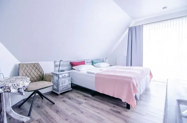 Classic Tek Büyük Yataklı Oda