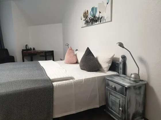 Grand Tek Büyük Yataklı Oda