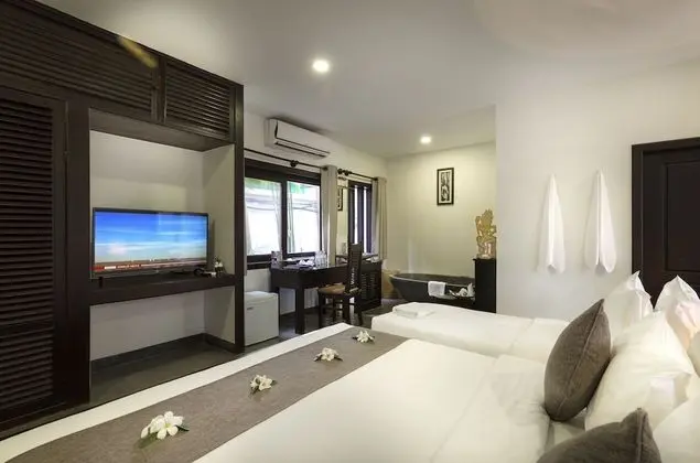 Deluxe İki Ayrı Yataklı Oda, Balkon, Havuz Manzaralı