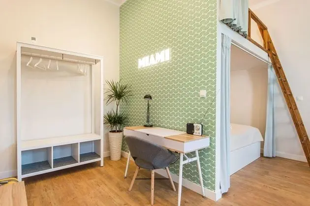 Apart Daire, Park Manzaralı, Asma Kat (Miami)