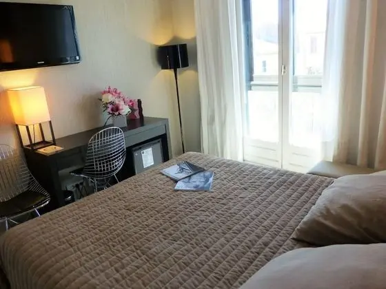 Standard Tek Büyük Yataklı Oda