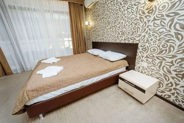 Standard Tek Büyük veya İki Ayrı Yataklı Oda