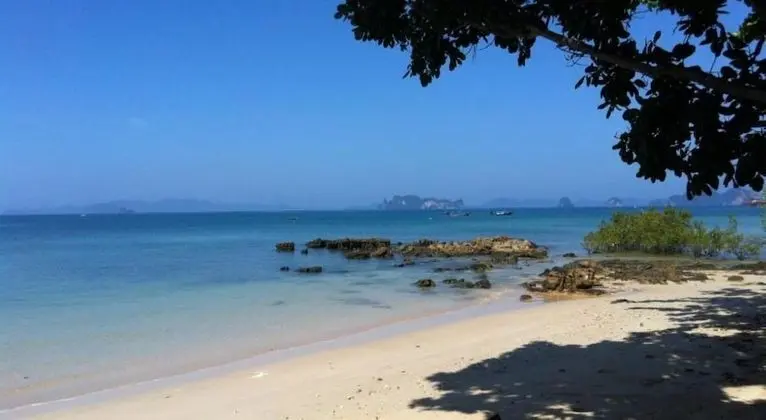 Deluxe Double Room with Beach Front
