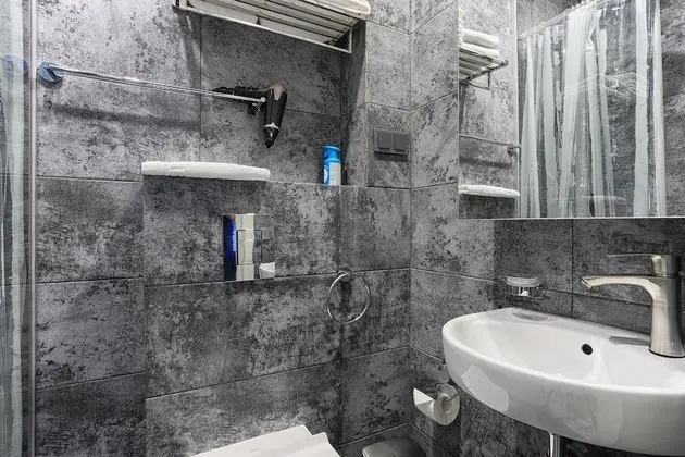 Signature Apart Daire, Balkon (London)