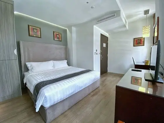 Deluxe Tek Büyük Yataklı Oda