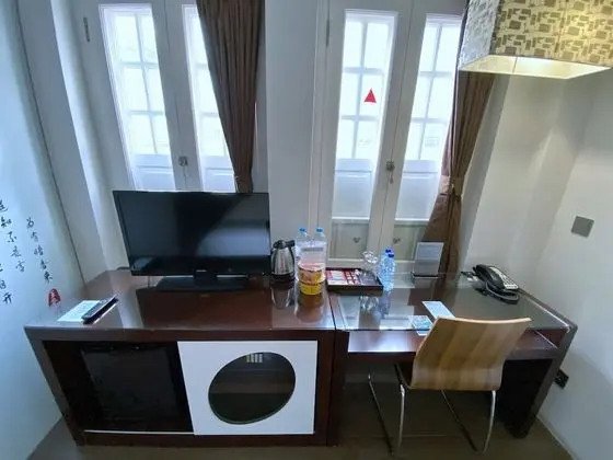 Deluxe Tek Büyük Yataklı Oda