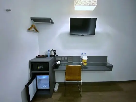 Superior İki Ayrı Yataklı Oda (No-Window)