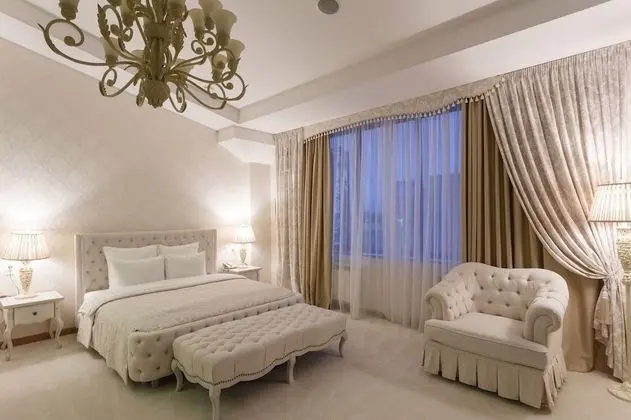 Luxury Oda, 1 En Büyük (King) Boy Yatak