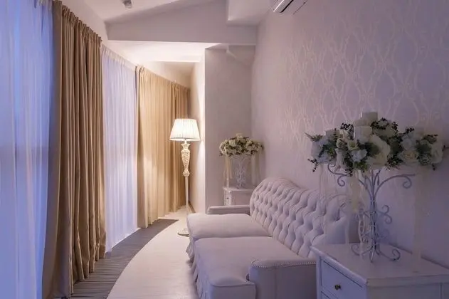 Luxury Oda, 1 En Büyük (King) Boy Yatak