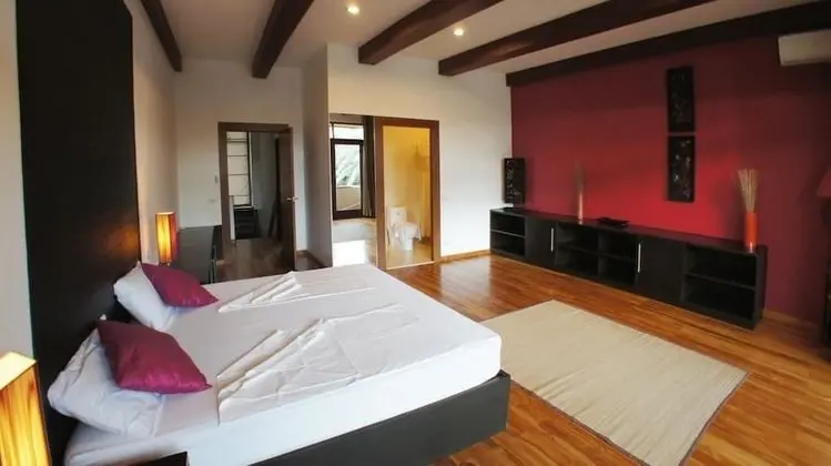 2-Bedroom Town House