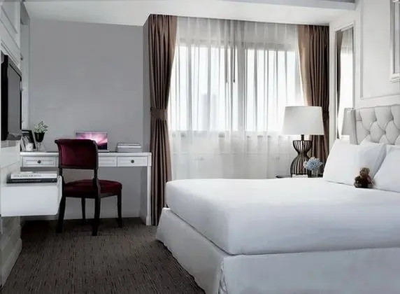 One Bedroom Platinum Suite