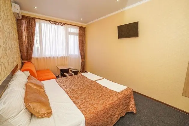 Standard Üç Kişilik Oda, Balkon