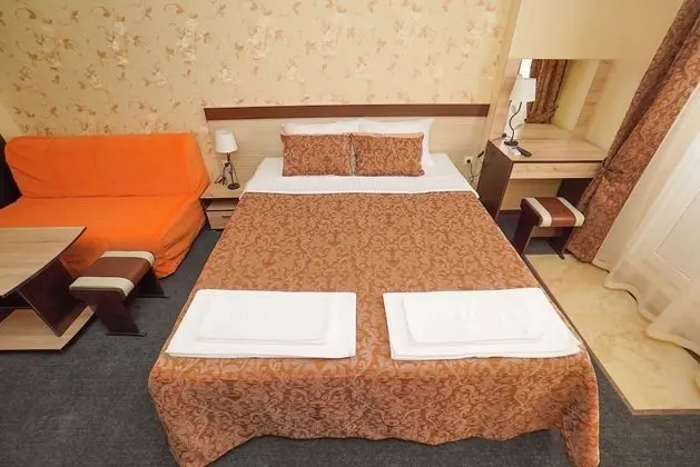 Üç Kişilik Oda, Balkon (Studio)