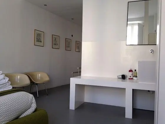 Tek Büyük Yataklı Oda