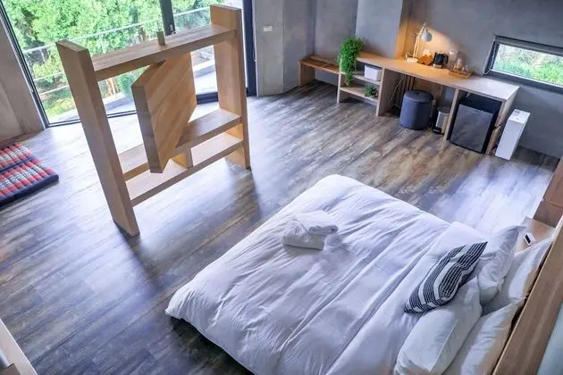 Deluxe Tek Büyük Yataklı Oda (Madaru)
