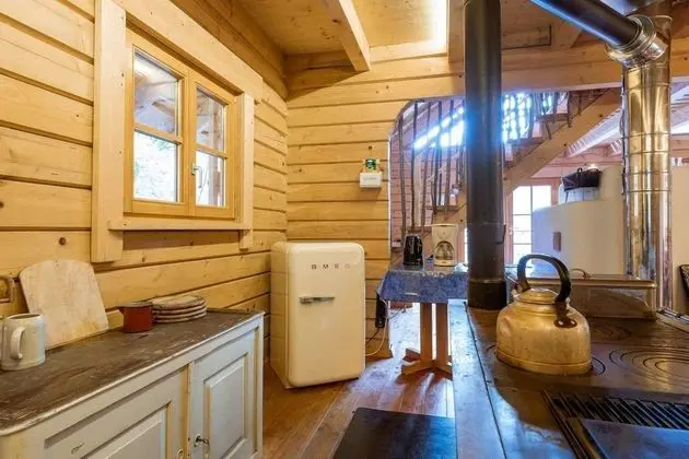 Ev, 1 Büyük (Queen) Boy Yatak