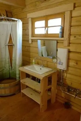 Ev, 1 Büyük (Queen) Boy Yatak