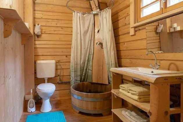 Ev, 1 Büyük (Queen) Boy Yatak