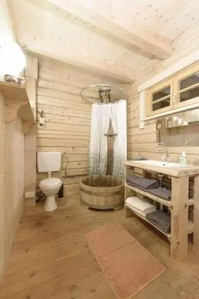 Ev, 1 Büyük (Queen) Boy Yatak