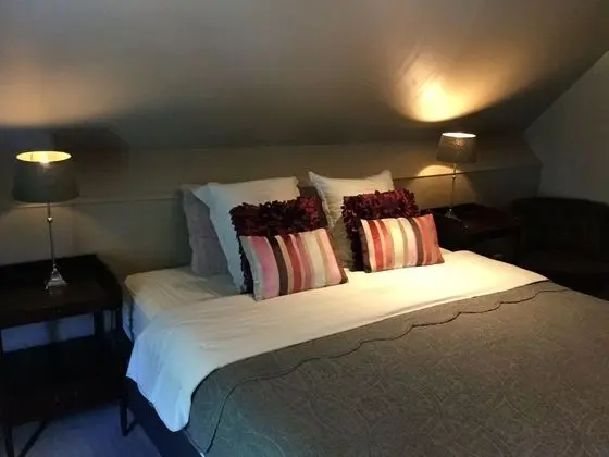 Standard Tek Büyük veya İki Ayrı Yataklı Oda