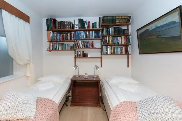 Economy İki Ayrı Yataklı Oda, Ortak Banyo