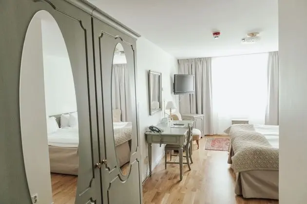 Tek Büyük Yataklı Oda