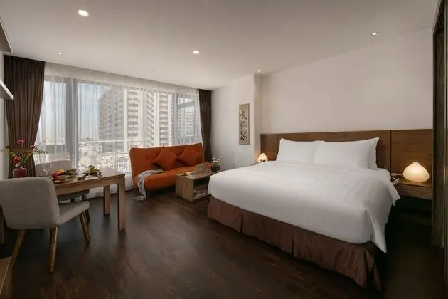 Luxury Stüdyo Süit, 1 En Büyük (King) Boy Yatak, Küvet, Şehir Manzaralı (Suite)