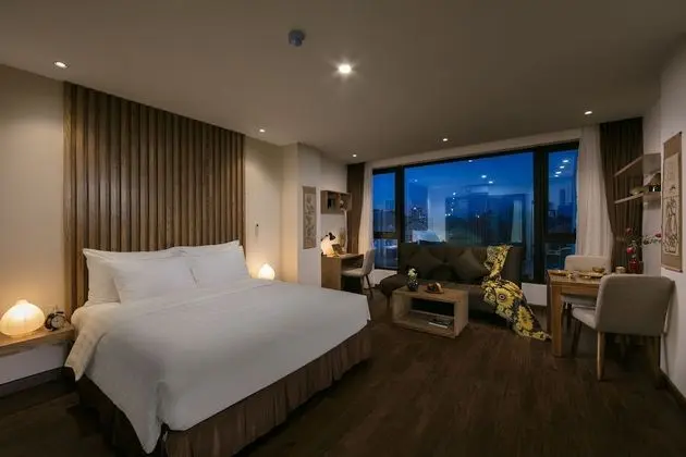 Luxury Stüdyo Süit, 1 En Büyük (King) Boy Yatak, Küvet, Şehir Manzaralı (Suite)