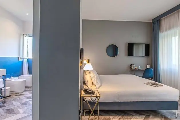 Tek Büyük veya İki Ayrı Yataklı Oda