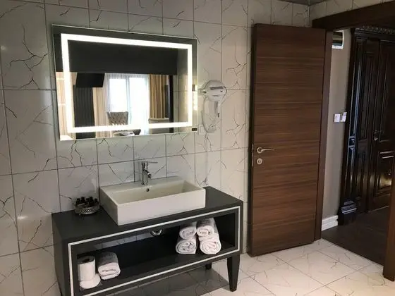 King Suite