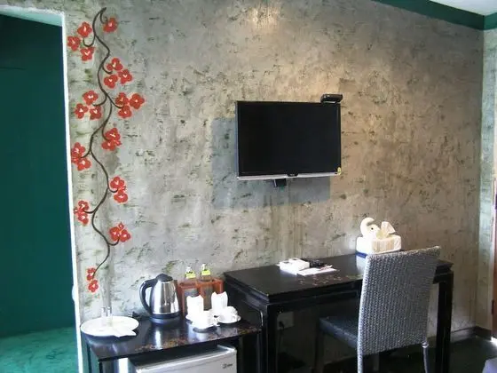 Glass Room