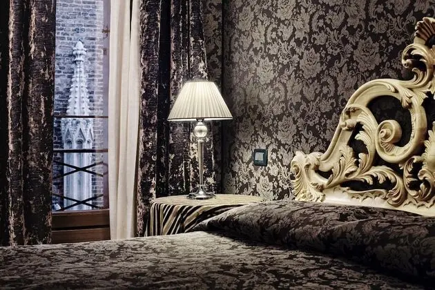 Standard Tek Büyük Yataklı Oda