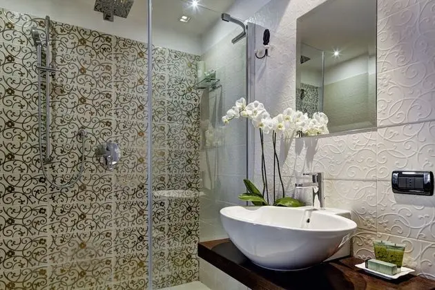 Superior Tek Büyük veya İki Ayrı Yataklı Oda