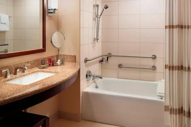 Oda, 1 En Büyük (King) Boy Yatak (Concierge)