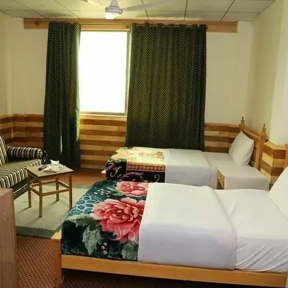 Signature Üç Kişilik Oda