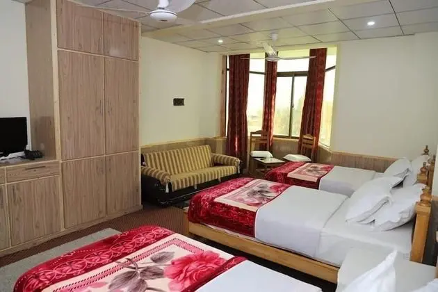 Signature Üç Kişilik Oda