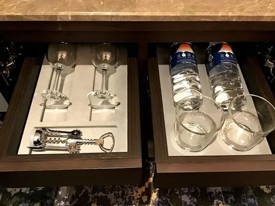 Deluxe Tek Büyük Yataklı Oda, Köşe (King)