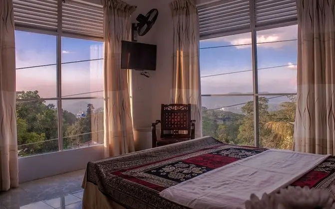 Superior Tek Büyük Yataklı Oda, 2 Yatak Odası, Dağ Manzaralı