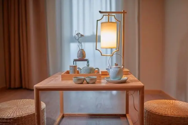 Traditional Tek Büyük Yataklı Oda