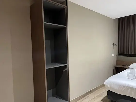 Tek Büyük Yataklı Oda (basement)