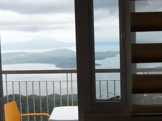 Apart Daire, Göl Manzaralı