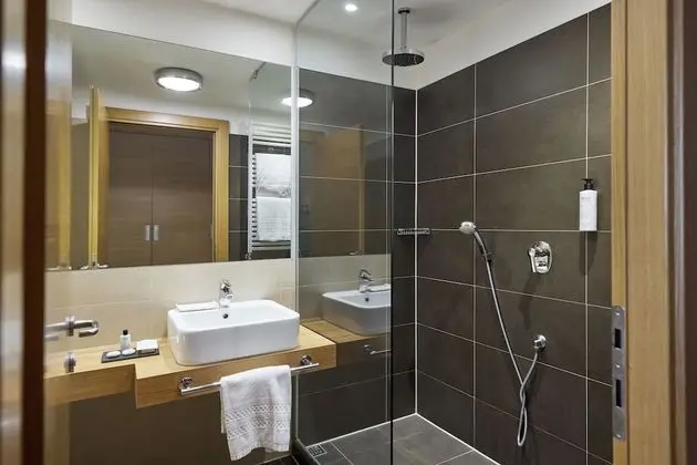 Standard Dört Kişilik Oda, Balkon