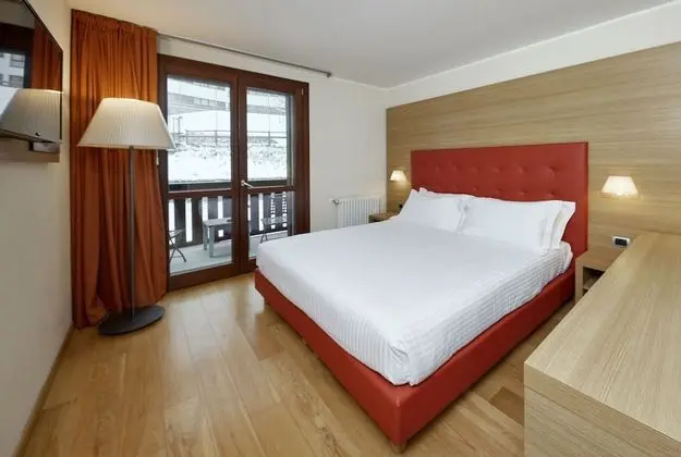 Standard Tek Büyük veya İki Ayrı Yataklı Oda, Balkon