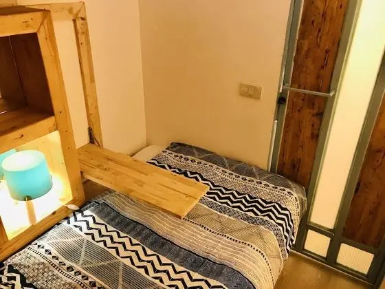 Blu Cabin Single Bed with Shared Bathroom
