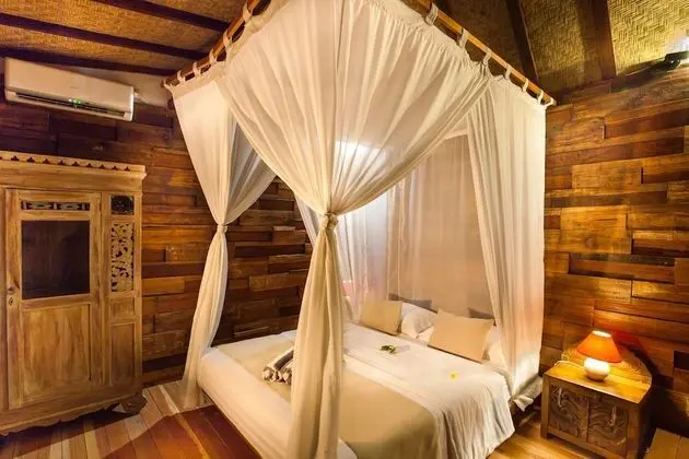 Deluxe Tek Büyük Yataklı Oda, Bahçe Manzaralı